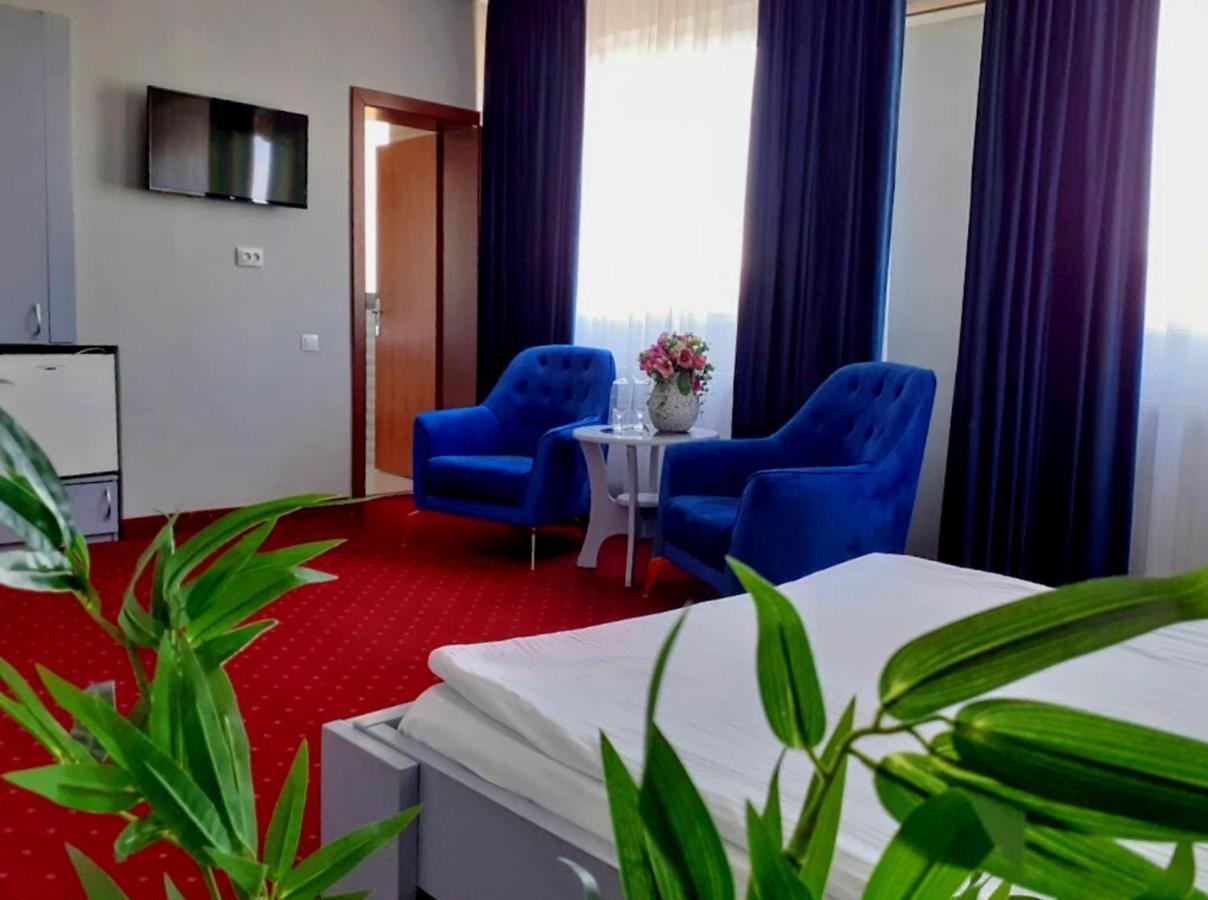 Hotel Sungarden Salin Турда Экстерьер фото